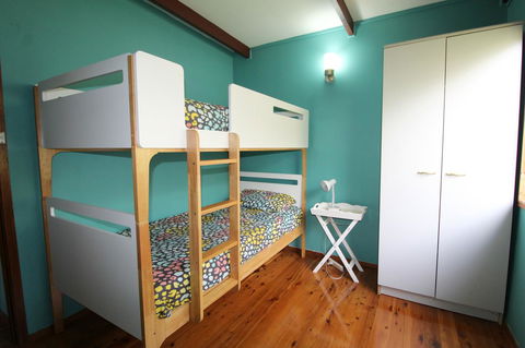 Bally High, 20 Dulconghi Street - Southport Accommodation 9