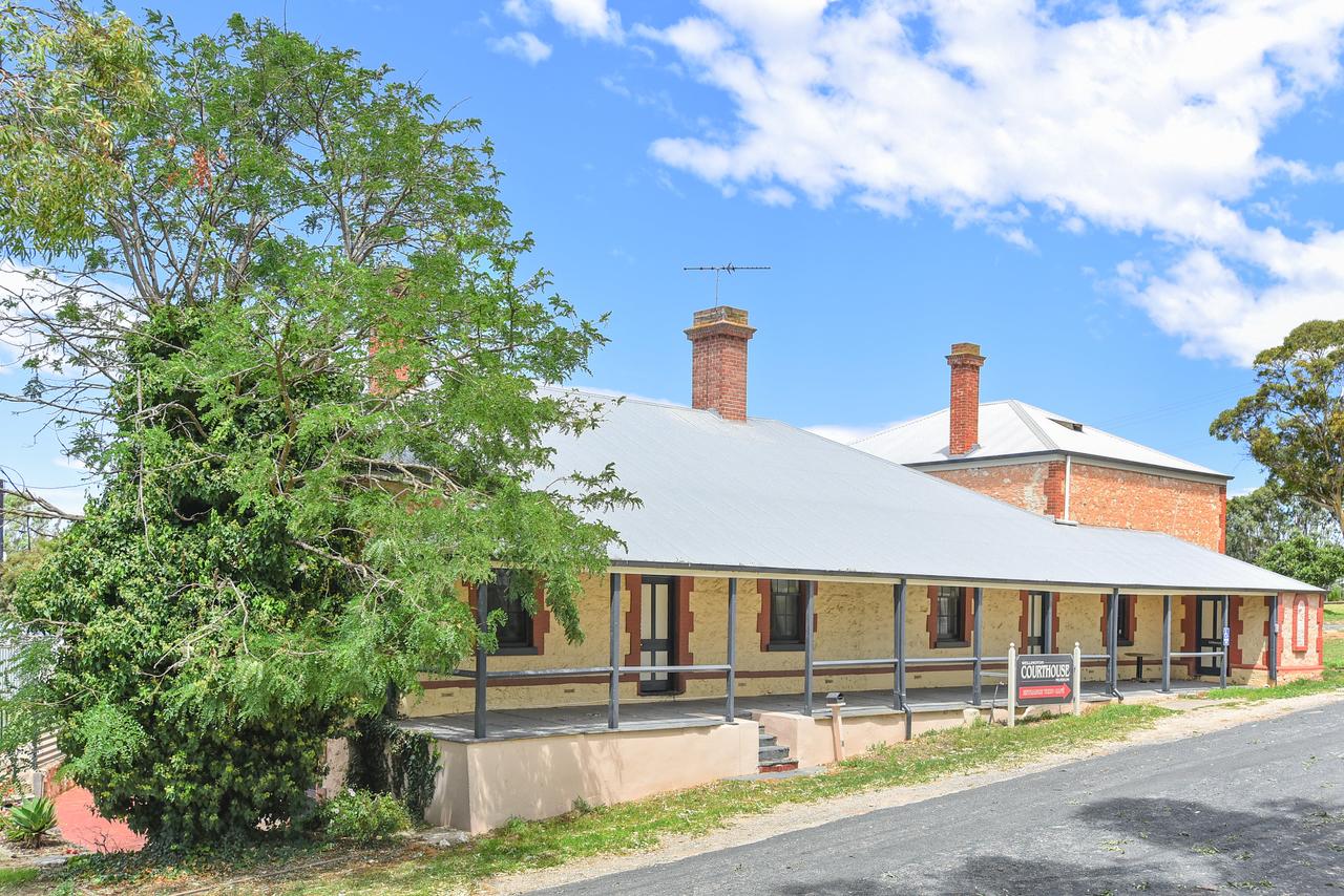 Narrung SA Southport Accommodation