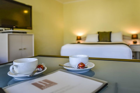 William Macintosh Motor Lodge - Accommodation Southport 32