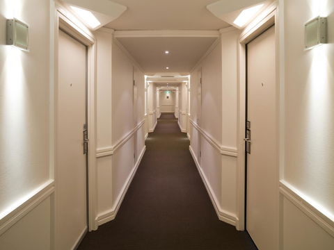 Hotel Grand Chancellor Adelaide - Southport Accommodation 32
