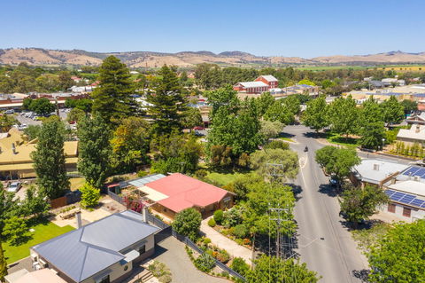 Tanunda\'s Magpie House - Southport Accommodation 26