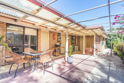 Tanunda\'s Magpie House - Southport Accommodation 21
