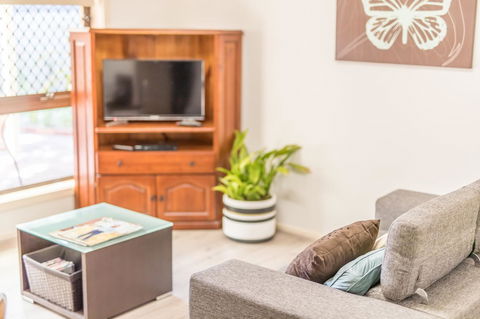 Tanunda\'s Magpie House - Southport Accommodation 14