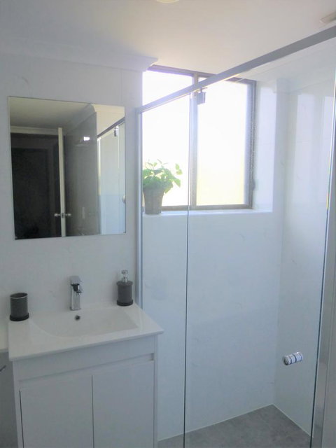 Sun & Surf Aldinga Beach Apartment - Southport Accommodation 11