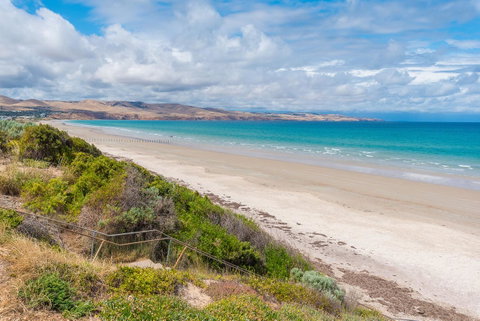 Sun & Surf Aldinga Beach Apartment - Southport Accommodation 1