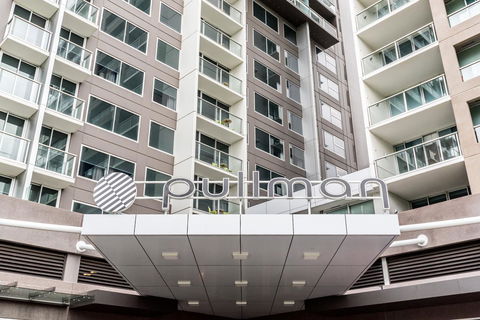 Pullman Adelaide - Southport Accommodation 8