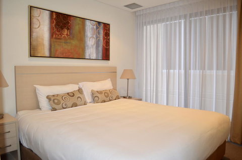 APTonNorthTCE - Accommodation Southport 3