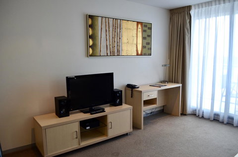 APTonNorthTCE - Accommodation Southport 8