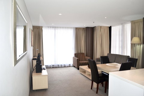 APTonNorthTCE - Accommodation Southport 0