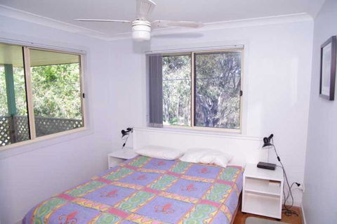 Bellhaven 1, 17 Willow Street - Southport Accommodation 3
