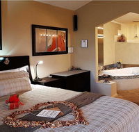 Romantic Getaways at Riverview Rise Retreats - Southport Accommodation