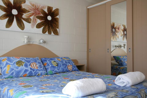Lake Edge Apartments - Southport Accommodation 18