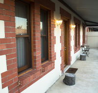 Longreach at Port Elliot - Southport Accommodation