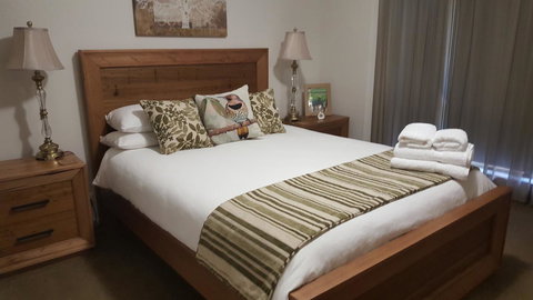 Jacaranda Homestay - Accommodation Southport 8