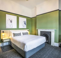 Nightcap at Exeter Hotel - Southport Accommodation