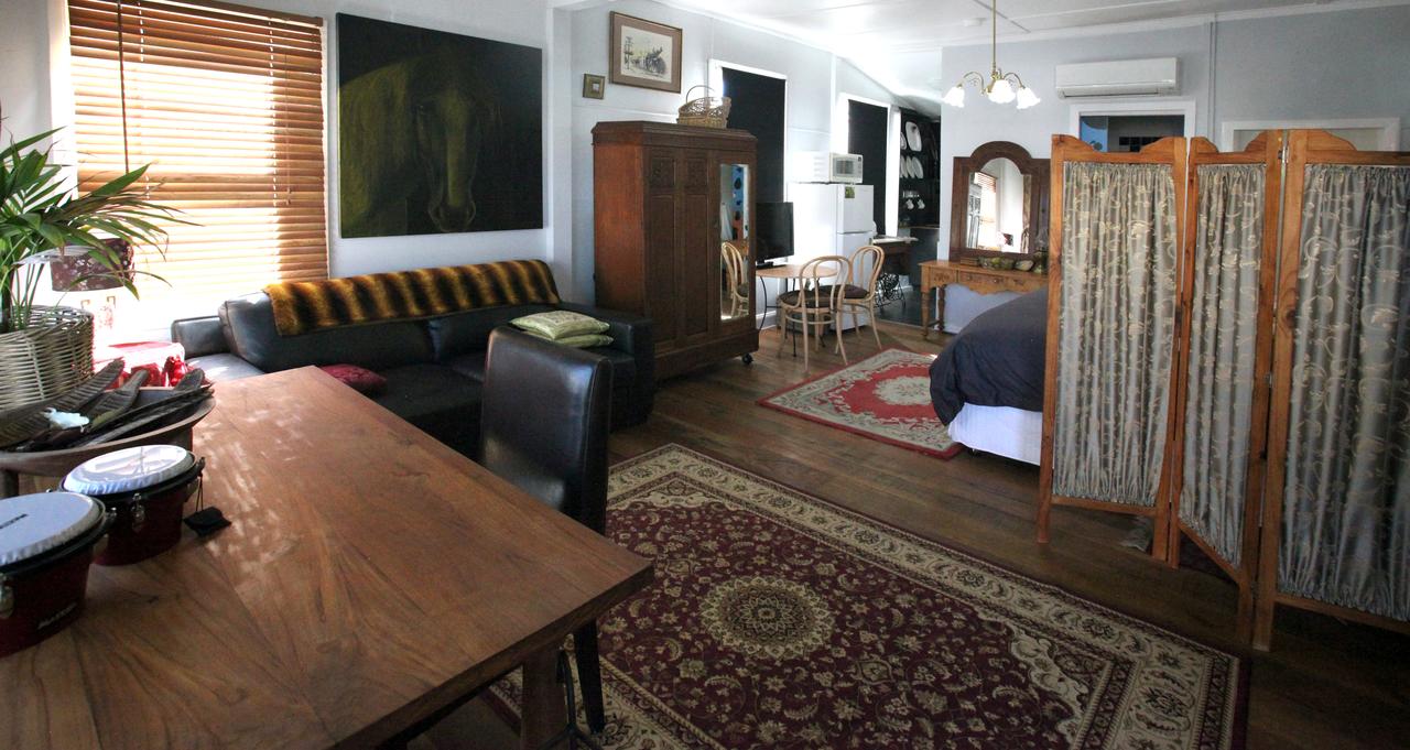 Araluen NSW Southport Accommodation