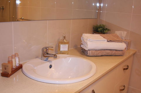 C And C Tanunda - Southport Accommodation 7