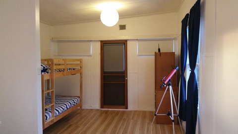 The Sandland Shack - Accommodation Southport 4