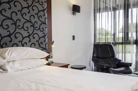 The Commodore - Southport Accommodation 38