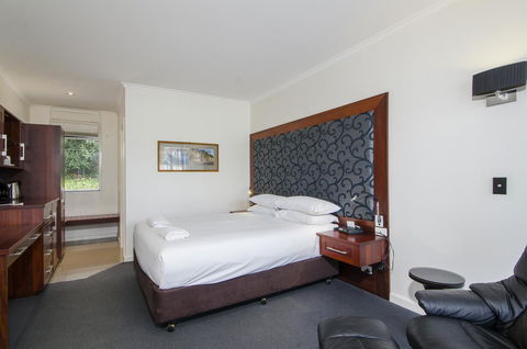 The Commodore - Southport Accommodation 39