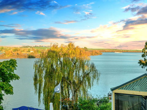 Muse On The Murray - Southport Accommodation 20