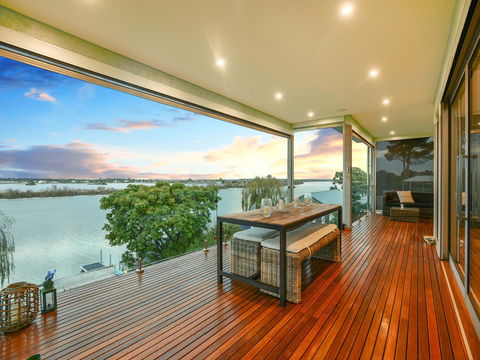 Muse On The Murray - Southport Accommodation 16