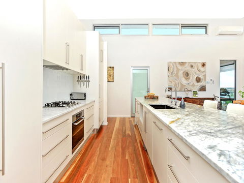Muse On The Murray - Southport Accommodation 42