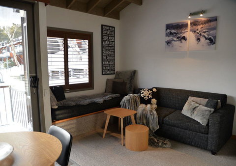 CHILL-OUT - Thredbo - Southport Accommodation 1