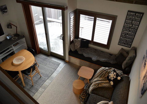 CHILL-OUT - Thredbo - Southport Accommodation 9