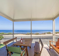 Pearl by the Sea - Southport Accommodation