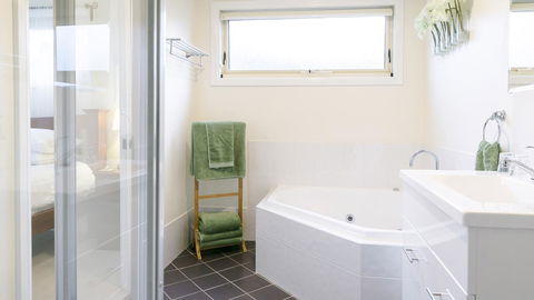 One Tree Bed And Breakfast - Southport Accommodation 9