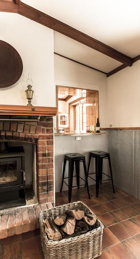 Grand Cru Estate Homestead - Southport Accommodation 5