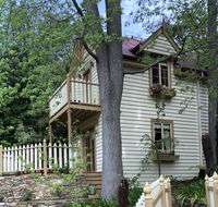 Aldgate Creek Cottage Bed and Breakfast - Southport Accommodation
