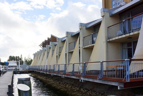 Oceanside 23 - Southport Accommodation 22