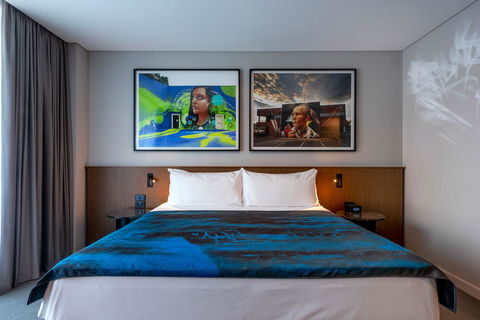 The Adnate Perth - Art Series - Accommodation Southport 14