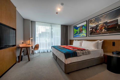 The Adnate Perth - Art Series - Accommodation Southport 11