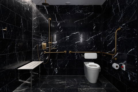 QT Perth - Southport Accommodation 4