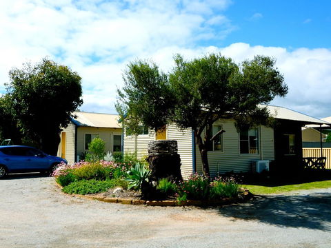 Lazy Lobster Holiday Units & Chalets - Southport Accommodation 20