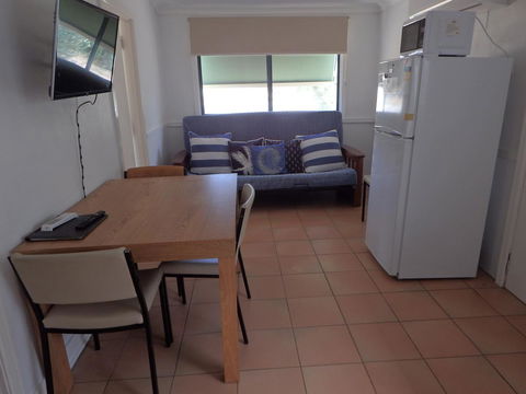 Lazy Lobster Holiday Units & Chalets - Southport Accommodation 10