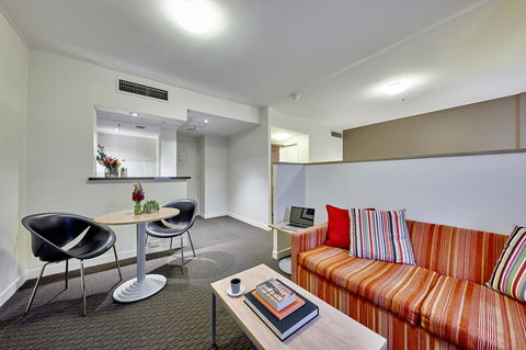 Ibis Perth - Accommodation Southport 3
