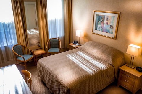 European Hotel - Accommodation Southport 3