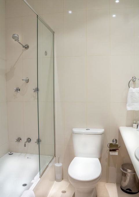 European Hotel - Accommodation Southport 30