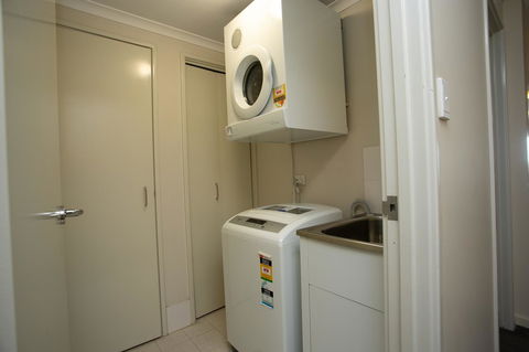 Perth Short Stays - Accommodation Southport 23