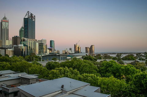 Perth Short Stays - Accommodation Southport 4