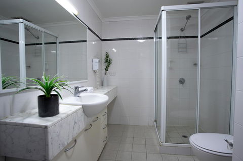 Perth Short Stays - Accommodation Southport 7