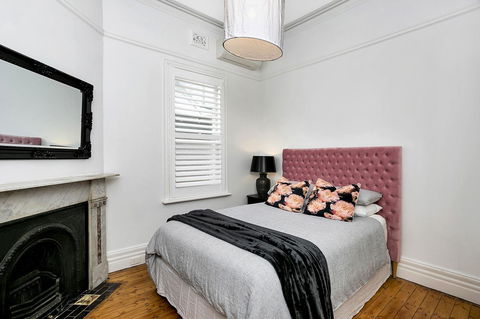Soho Style In Manly - DARL9 - Southport Accommodation 1