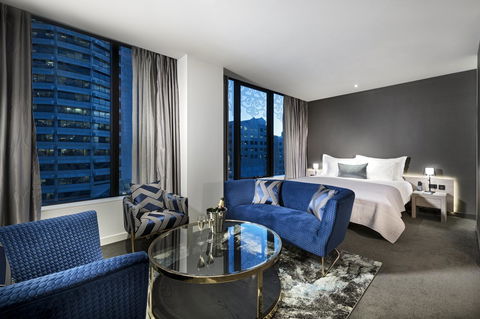 The Melbourne Hotel - Accommodation Southport 3