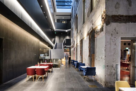 The Melbourne Hotel - Accommodation Southport 1