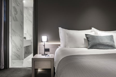 The Melbourne Hotel - Accommodation Southport 44