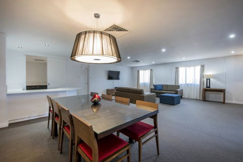 Mantra On Hay Perth - Accommodation Southport 16